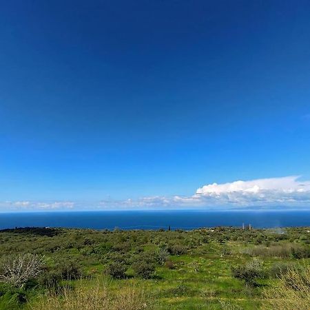 Μαγεμένος Πύργος Στις Θαλάμες Lägenhet Koumani Exteriör bild